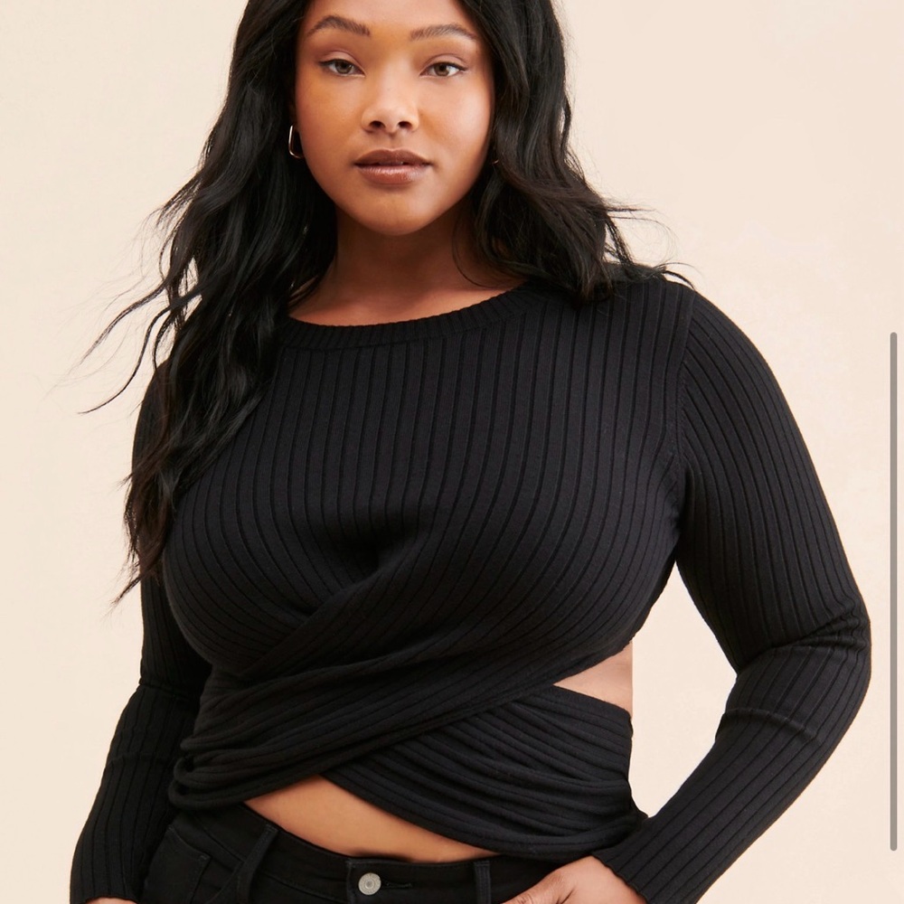 Twist-Front Ribbed Crop Top - Black